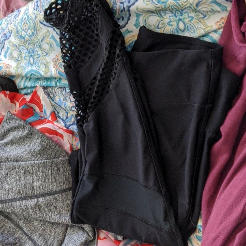 Black Capri leggings